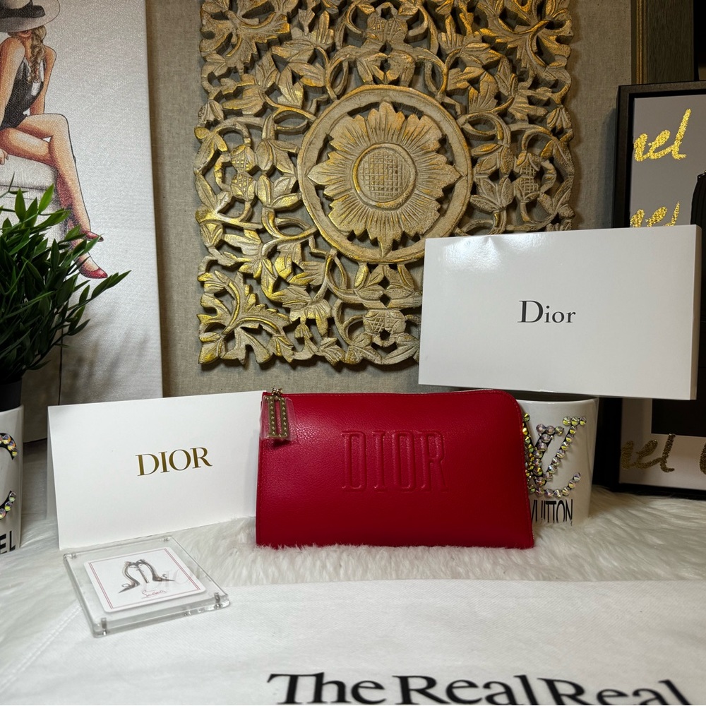 Dior Red Leather Shoulder Bag with Gold Chain - Picture 3 of 7